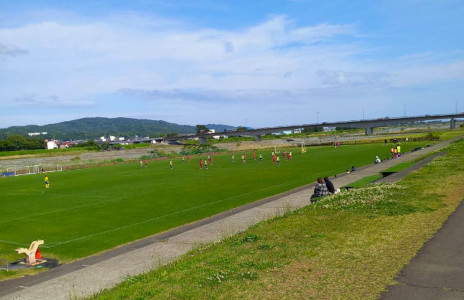 開成水辺スポーツ公園のサッカーグラウンド